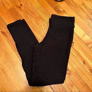 Tiktok scrunch butt leggings